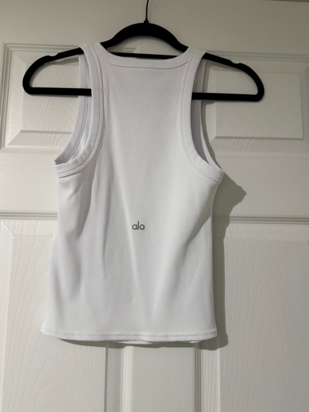 ALO Yoga White Goddess Tank - Picture 4 of 4